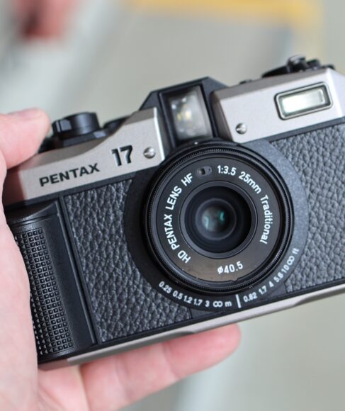 Pentax 17