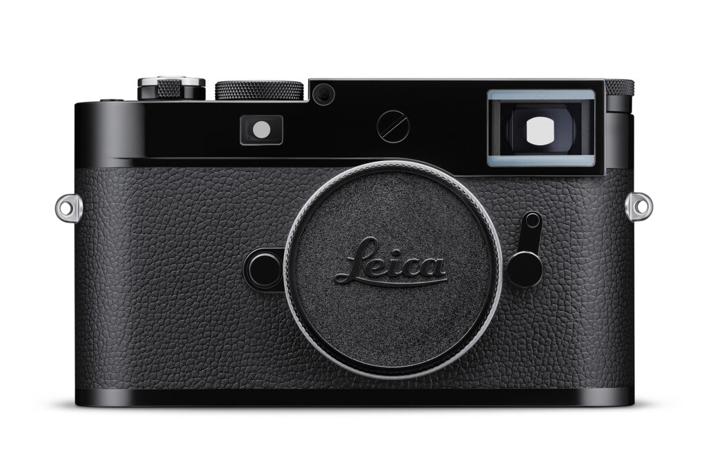 20230 Leica M11 glossy black front LoRes