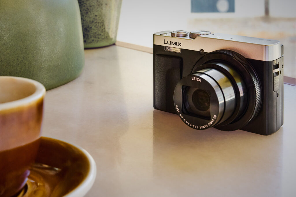 lumix camera DC TZ99E S lifestyle image global unlimited 1023769