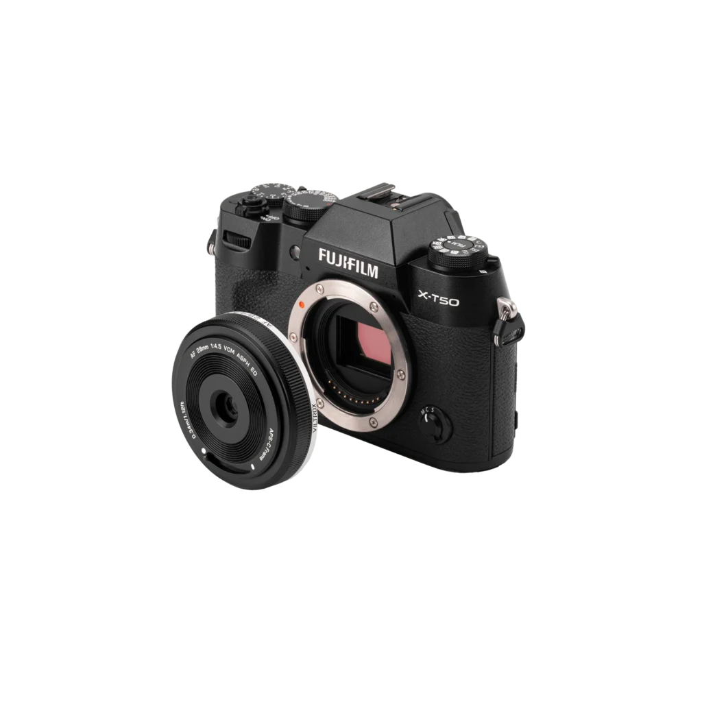 Viltrox zrobił obiektyw tak cienki jak pudełko zapałek, tym razem dla Fujifilm. Poznajcie Viltrox 28mm f/4.5 XF 5 28mm F4.5 XF Lens on camera image 1 3000x3000.png