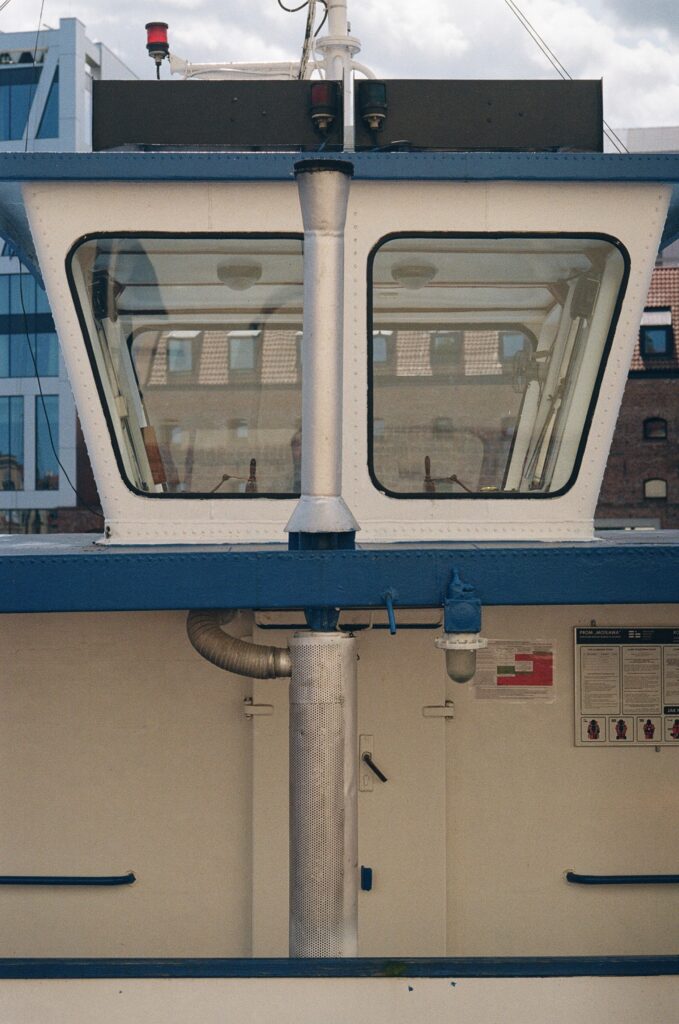 65040033 1