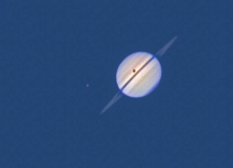 Saturn Eclipse kopia