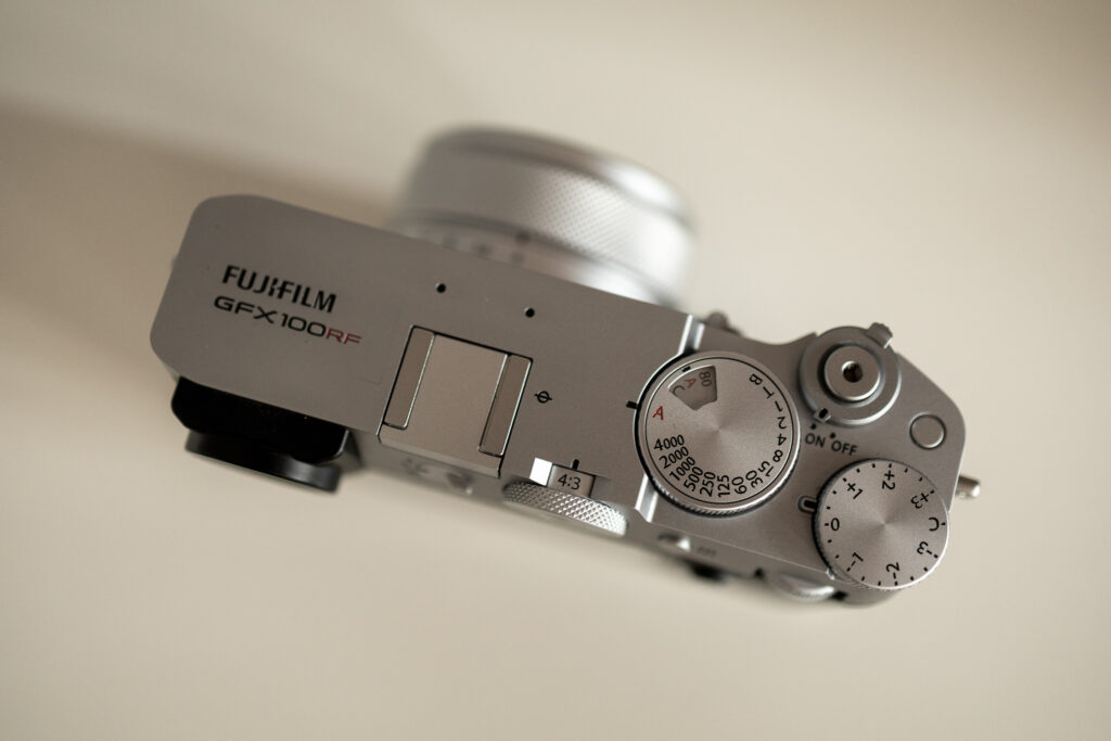 Jest mniejszy niż sądziłem. Pierwsze wrażenia z testowania Fujifilm GFX100RF 3 fujifilm gfx100rf 8