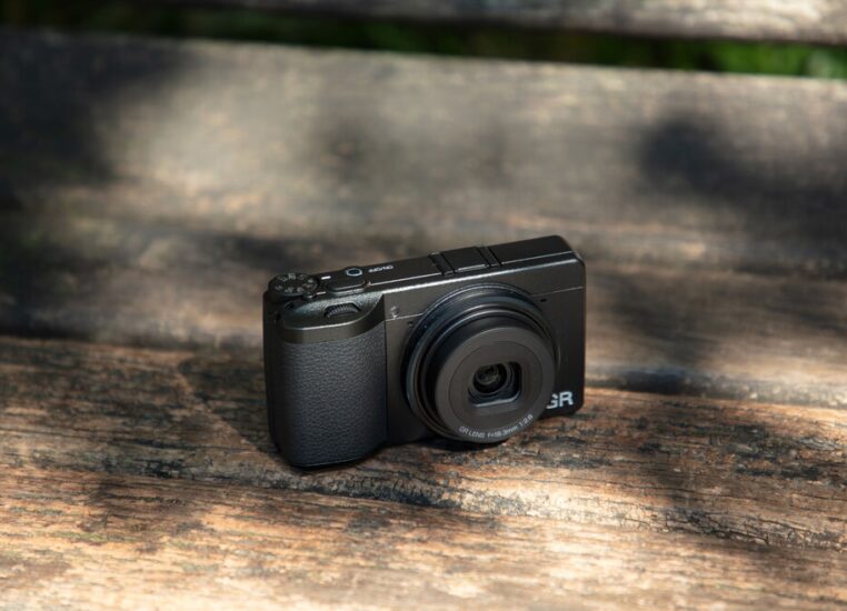 ricoh gr iv 3