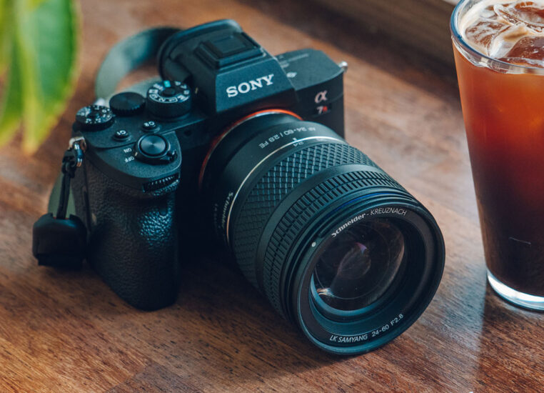 Schneider Kreuznach Samyang AF 24 60mm F2.8 FE