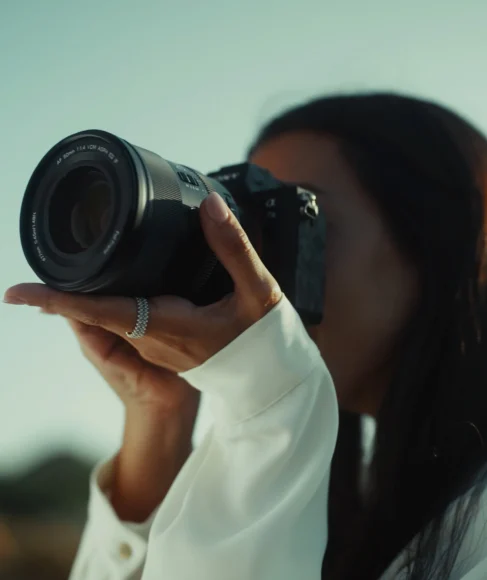 AF 50mm F1.4 Pro FE Scene Picture 1 3000x3000