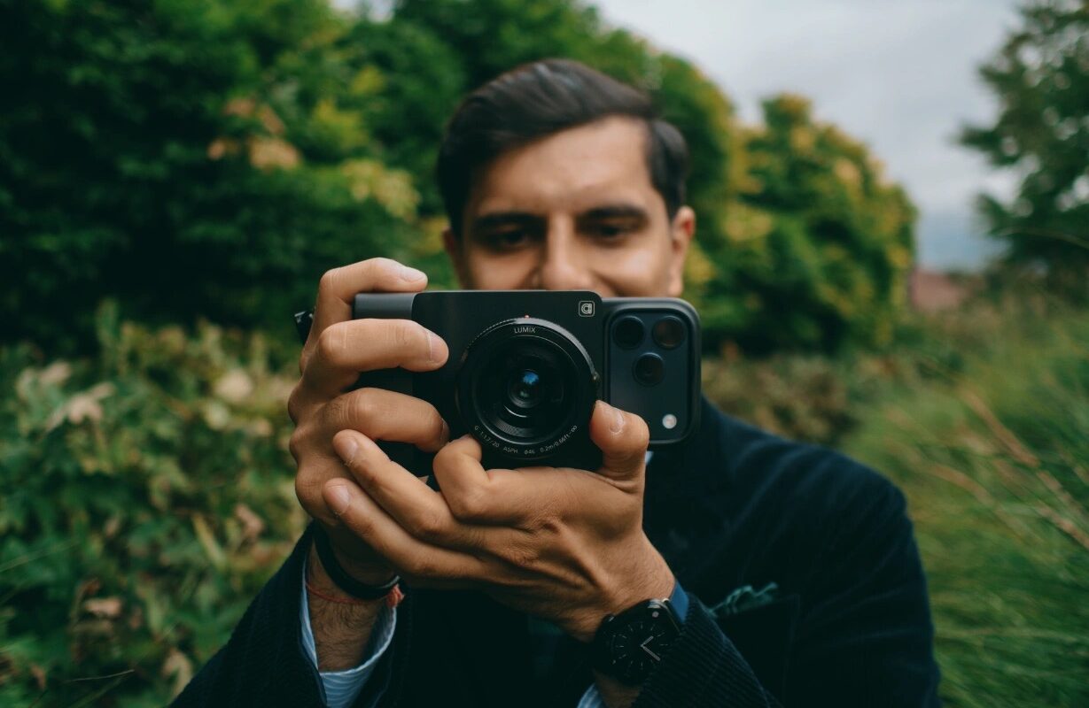 Camera Intelligence Caira