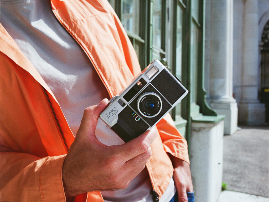 lomo mca silver handheld cn400 002 1