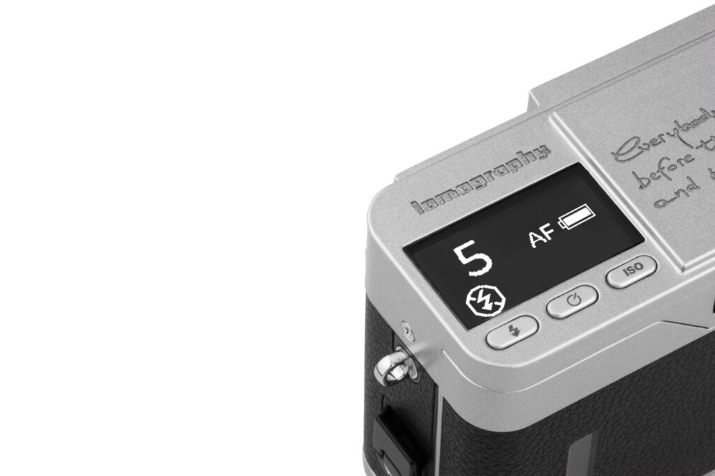 lomo mca silver lcd screen on white