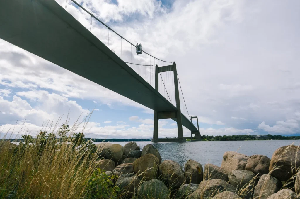 xc13 33mmf35 63 product overview 3.jpg