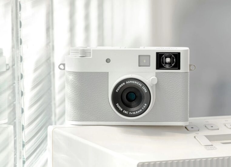 fujifilm x half white