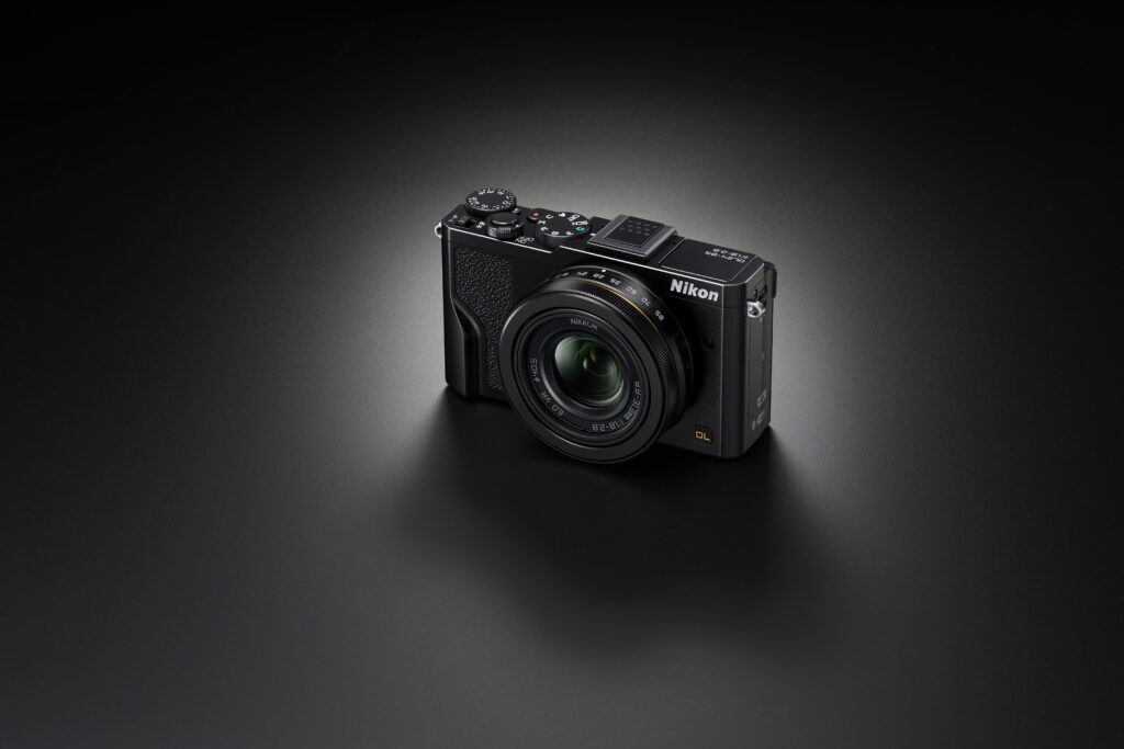 nikon dl