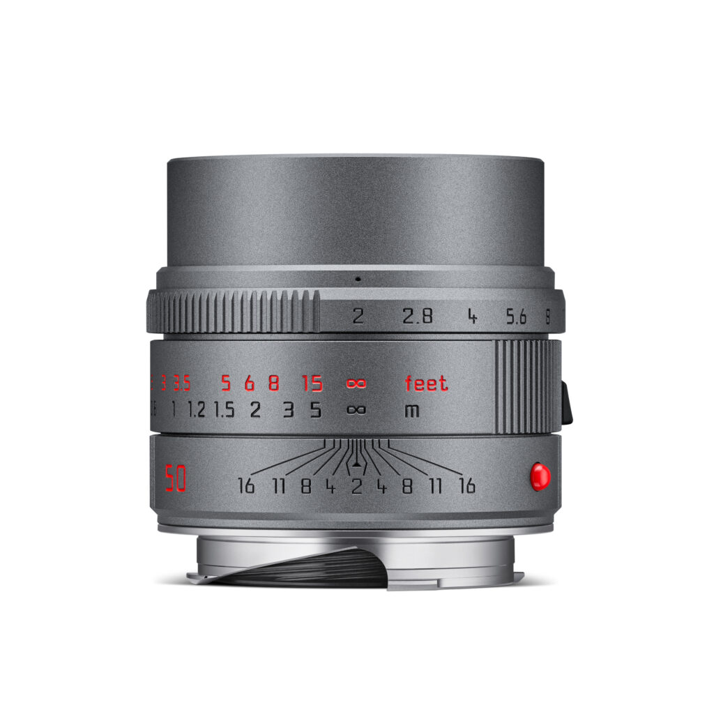 11160 Leica APO Summicron M 50 f2 ASPH metal gray upright HiRes