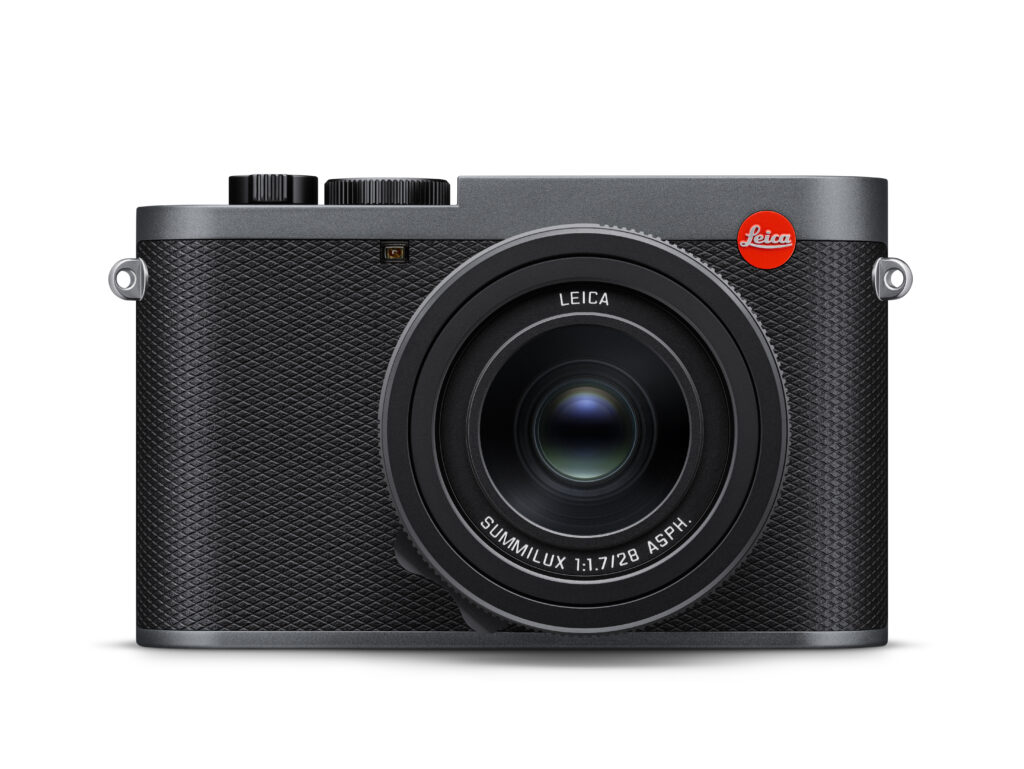19210 Leica Q3 metal gray front HiRes