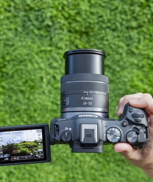 canon r8