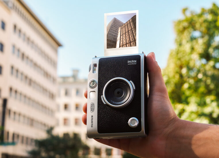 instax mini Evo 2 stills 1