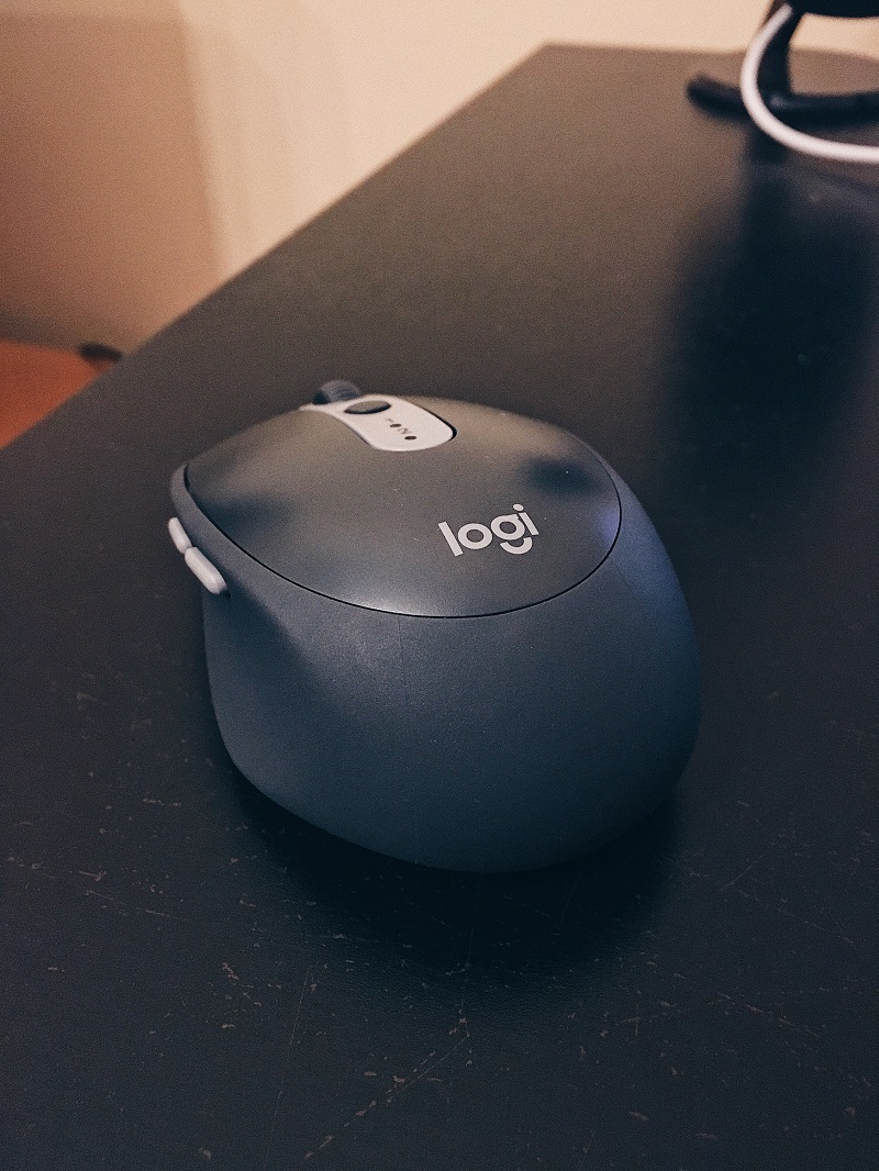 Logitech M590 1 1